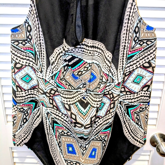 Mossimo Women's Large Hi Lo Tank Top With Tribal Pattern - Picture 7 of 10